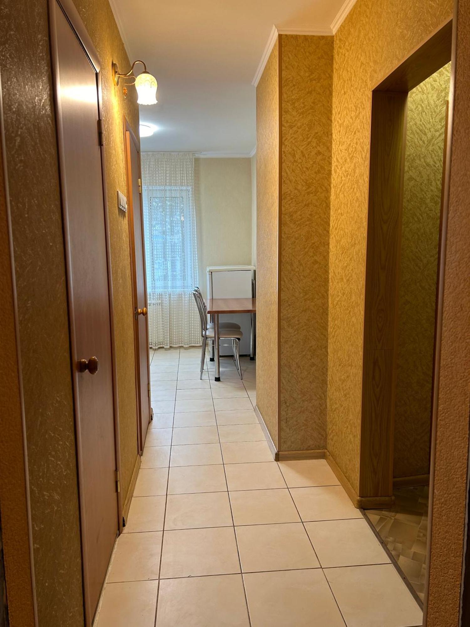Затишна Квартира, Центр, Тц Мануфактура Lägenhet Sumy Exteriör bild