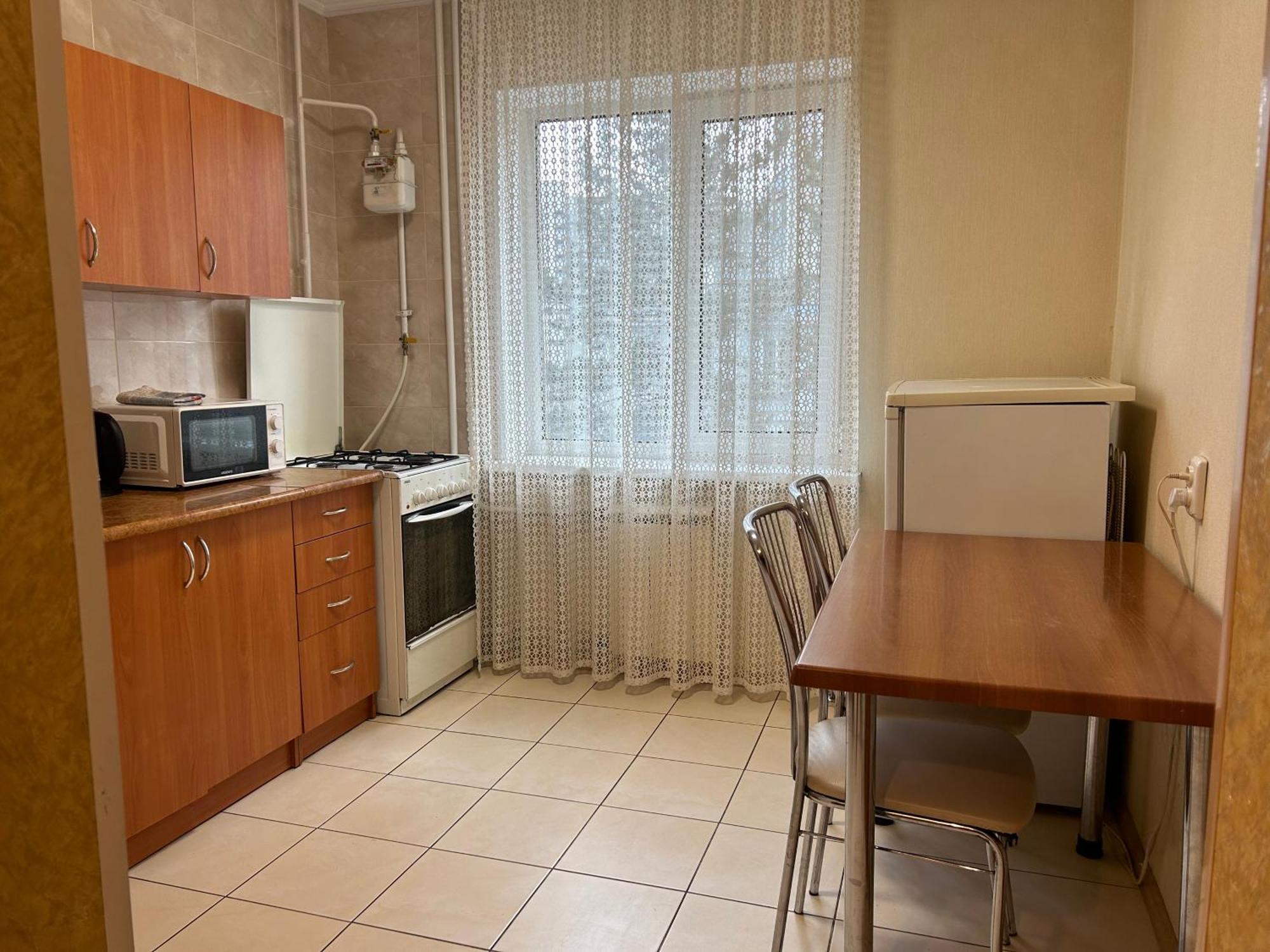 Затишна Квартира, Центр, Тц Мануфактура Lägenhet Sumy Exteriör bild